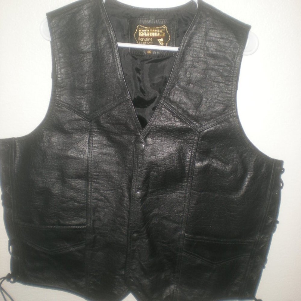 BONUS BRAND  Genuine  Leather  NWOT  Black  Size 48